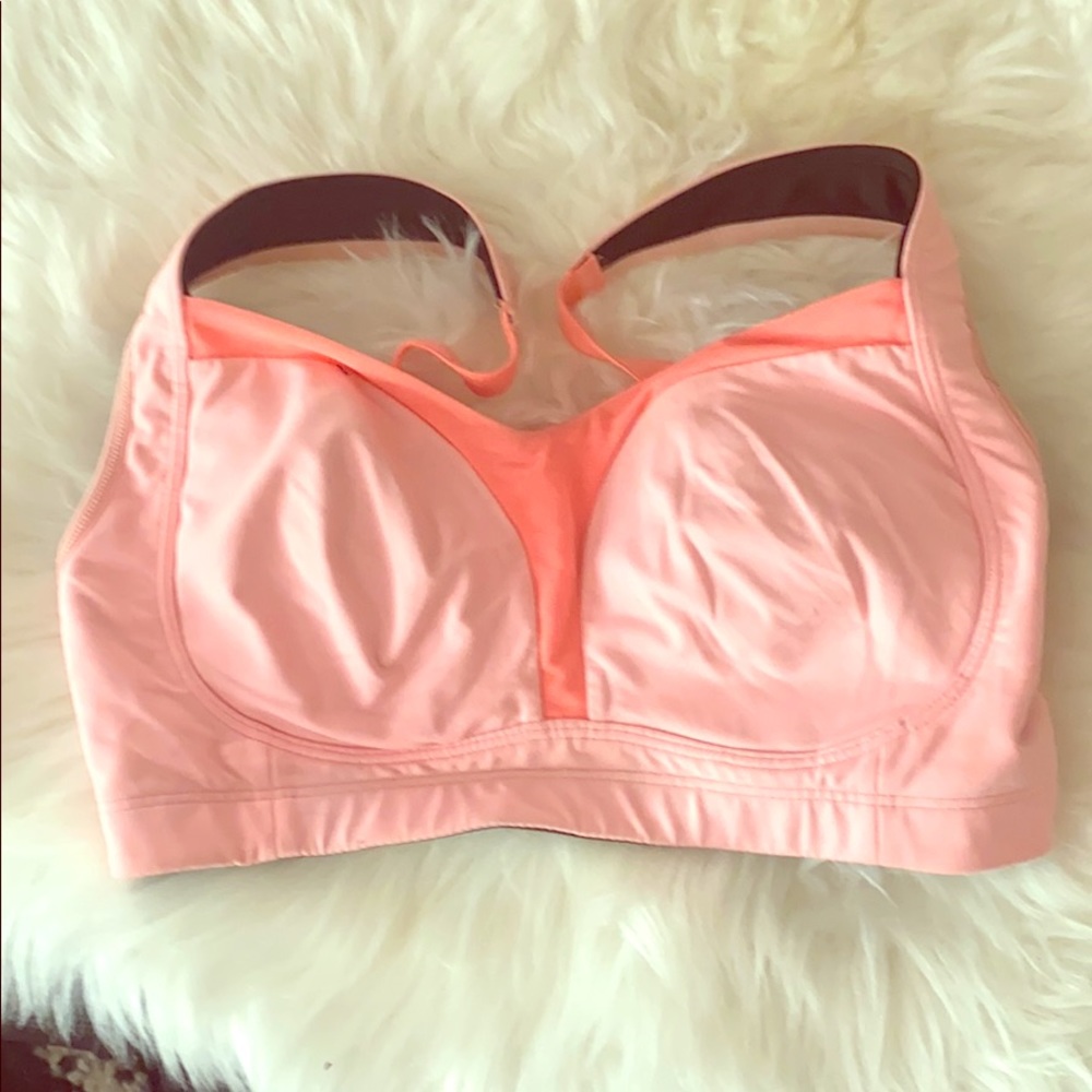 Lululemon high impact bra